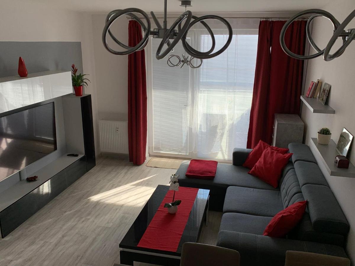 Kelleruv Mlyn - Apartman S Vlastni Garazi, Znojmo Centrum Exterior photo